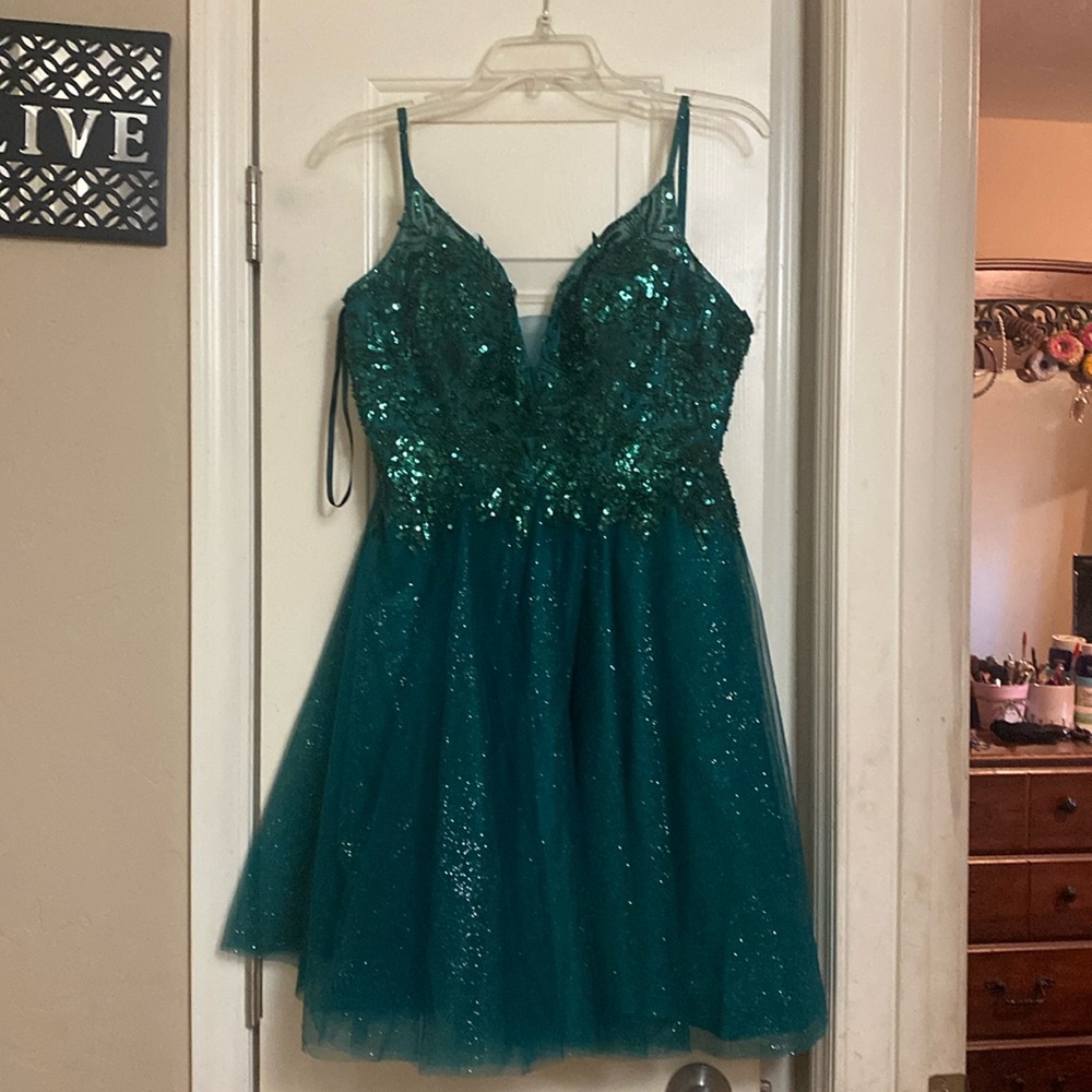 Amazon Emerald green Sparkly dress for teens